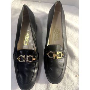 Salvatore Ferragamo Authentic Loafers Black women's size 6